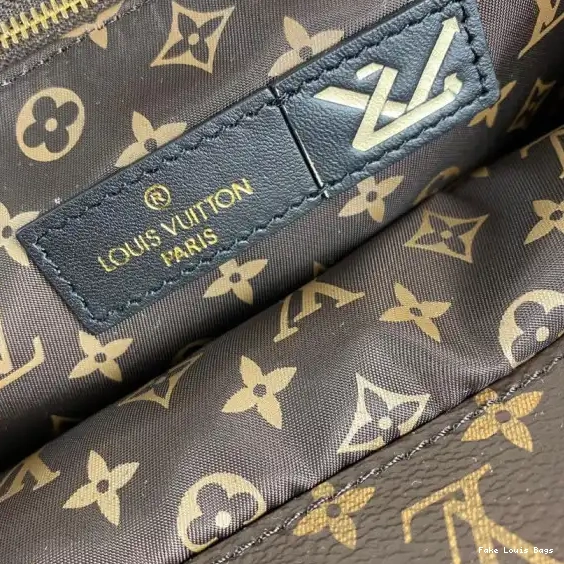 Repladies offers premium fake Louis bags at unbeatable prices. Our products are cheap because we focus on direct sales VUITTON ONTHEGO LOUIS GM 0411
